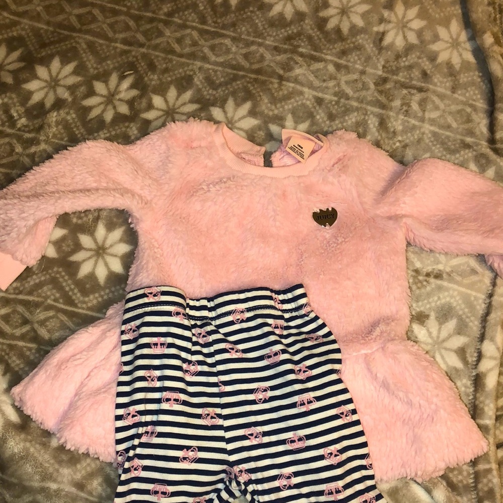 Juicy Couture outfit- never worn but washed